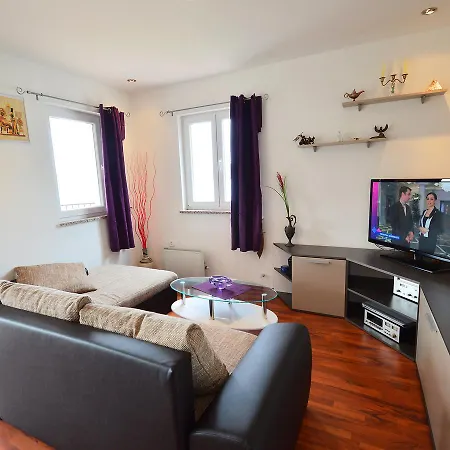Apartment Sverko By Interhome Trget