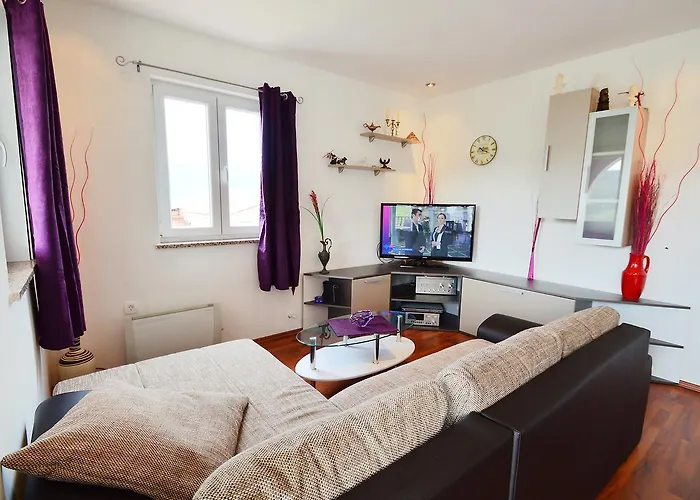 Sverko By Interhome Appartement